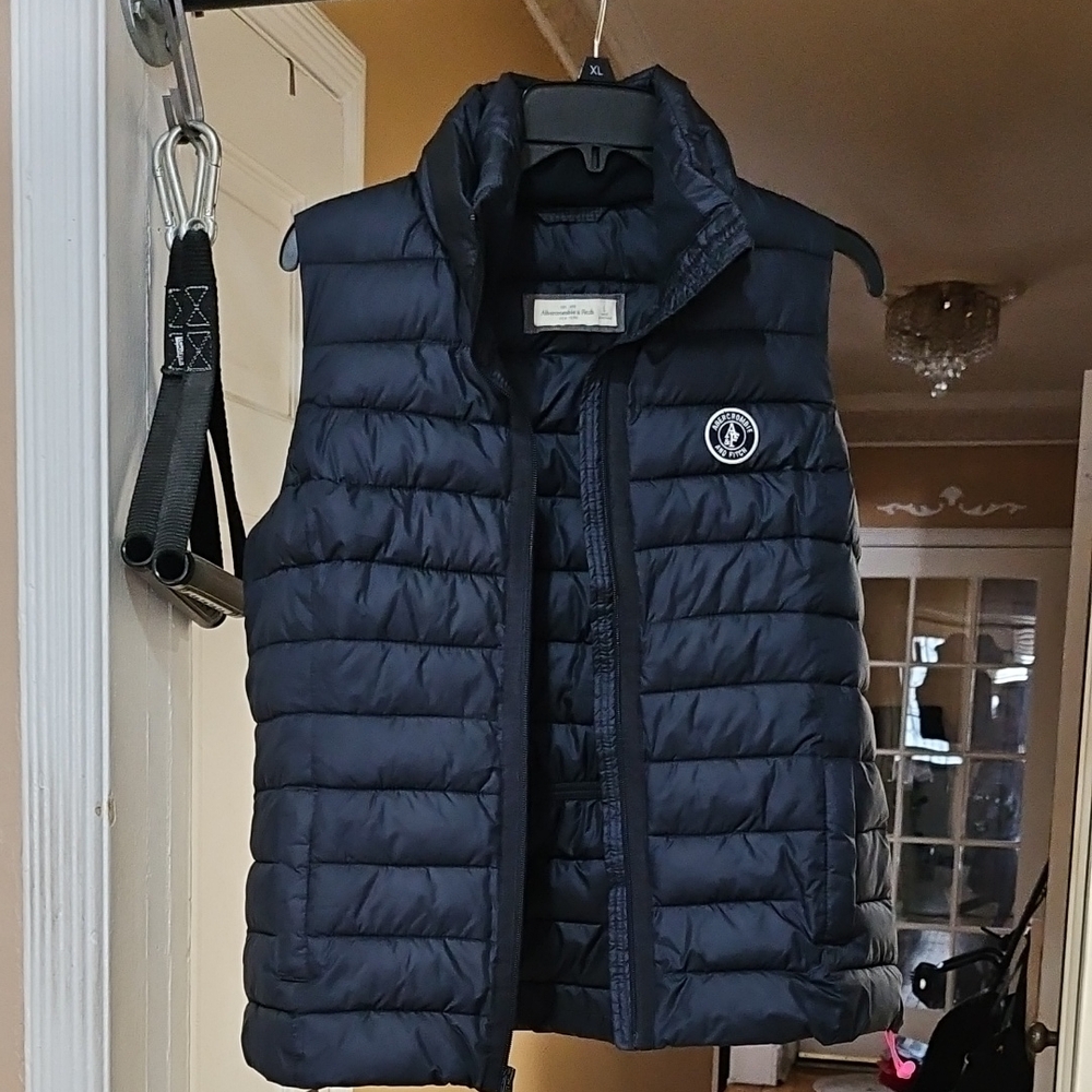 Abercrombie & Fitch Quilted Vest